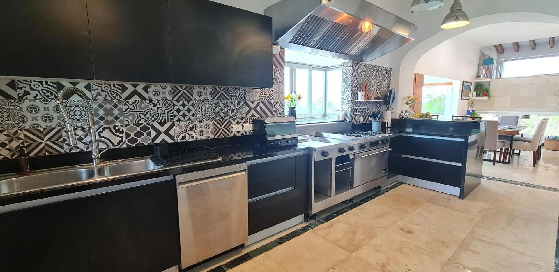 Cascadas, Charming Home Great Location With Pool & Garden Cancun Apartment
