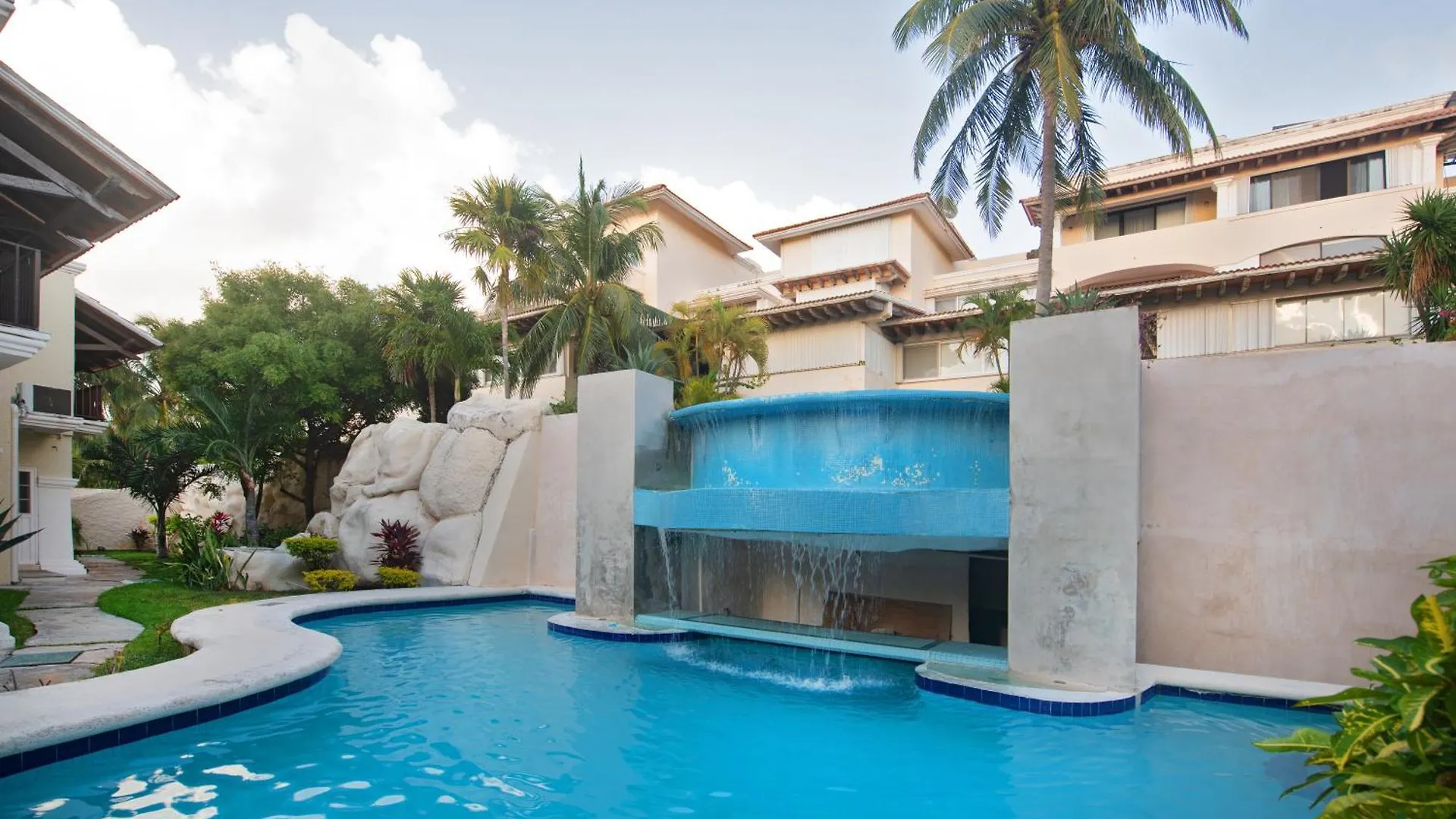 Cascadas, Charming Home Great Location With Pool & Garden Cancún